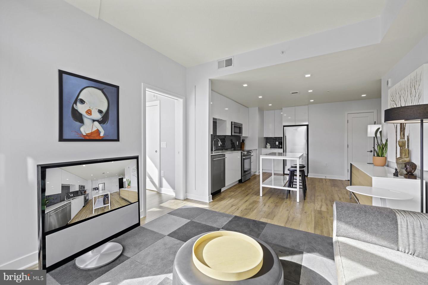 460 New York Ave NW #705