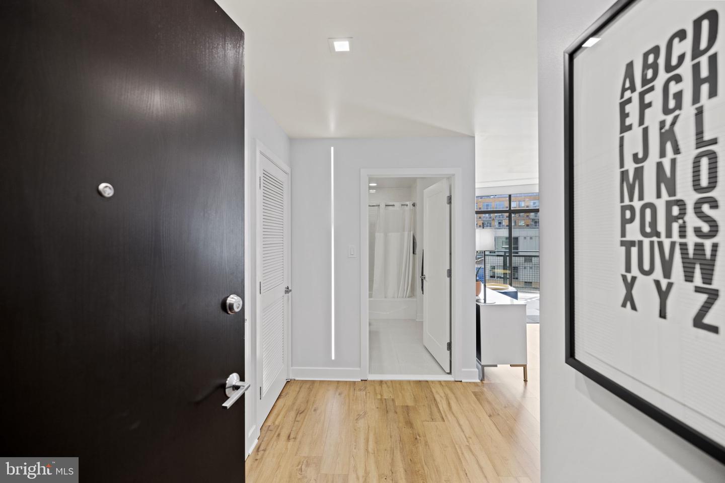 460 New York Ave NW #705