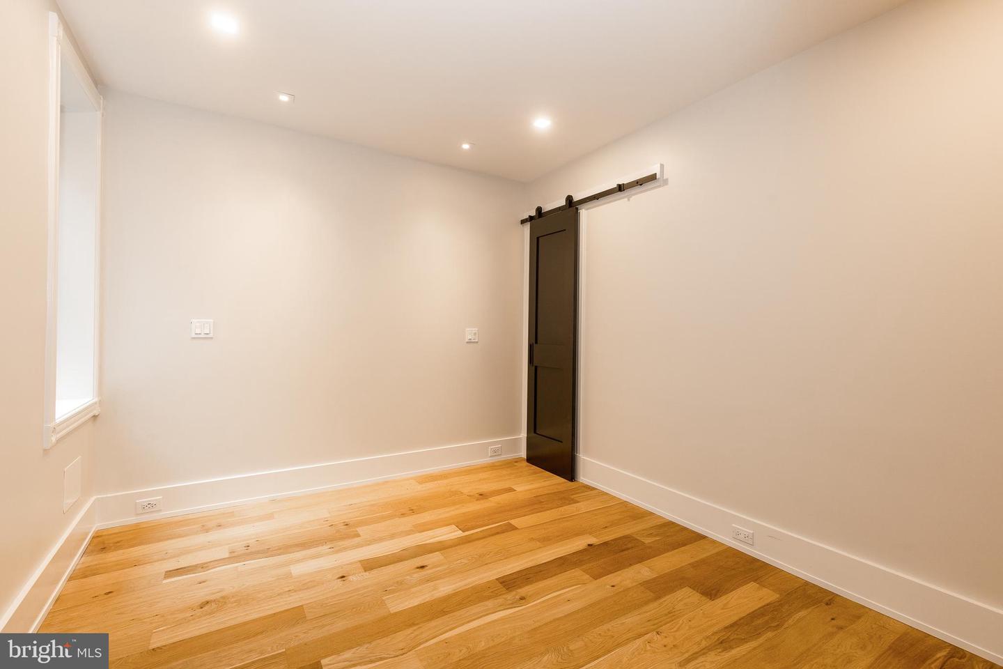 418 M St NW #1