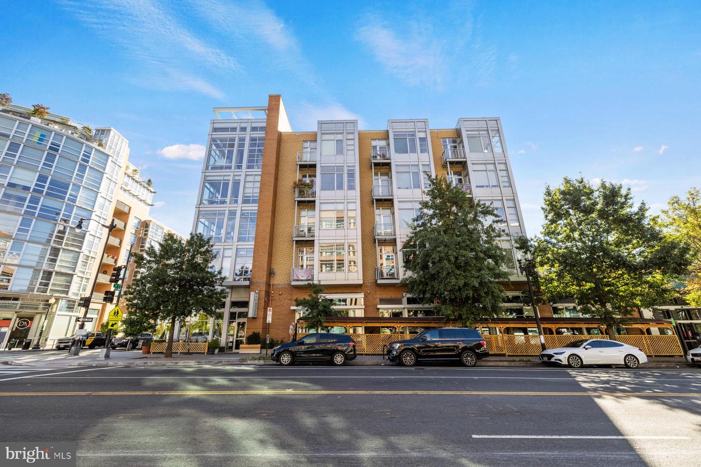1390 V St NW #310