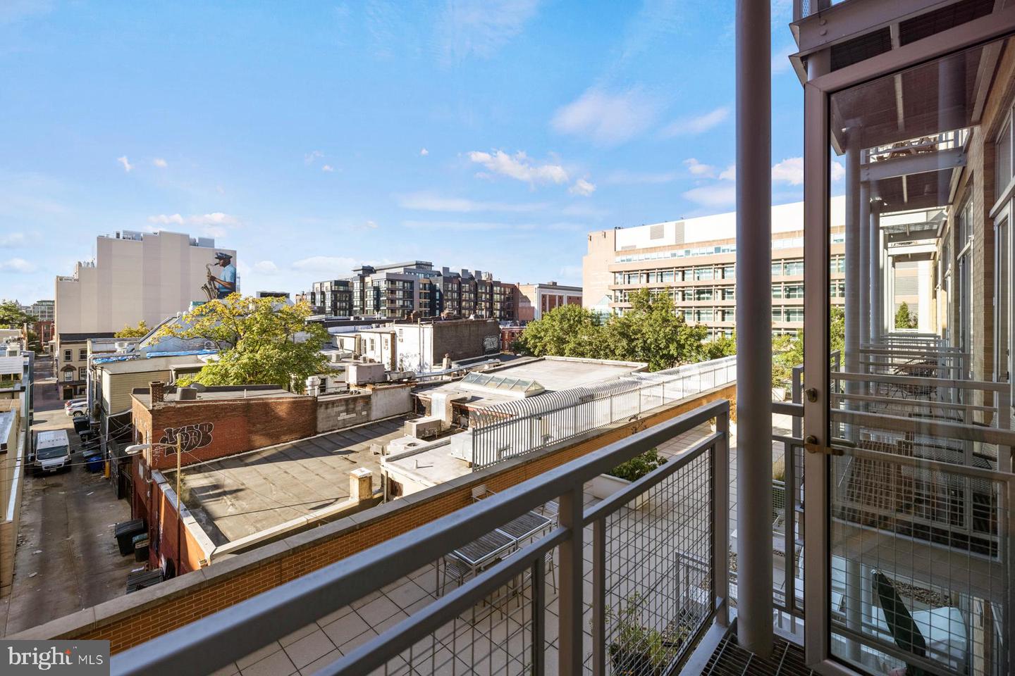 1390 V St NW #310
