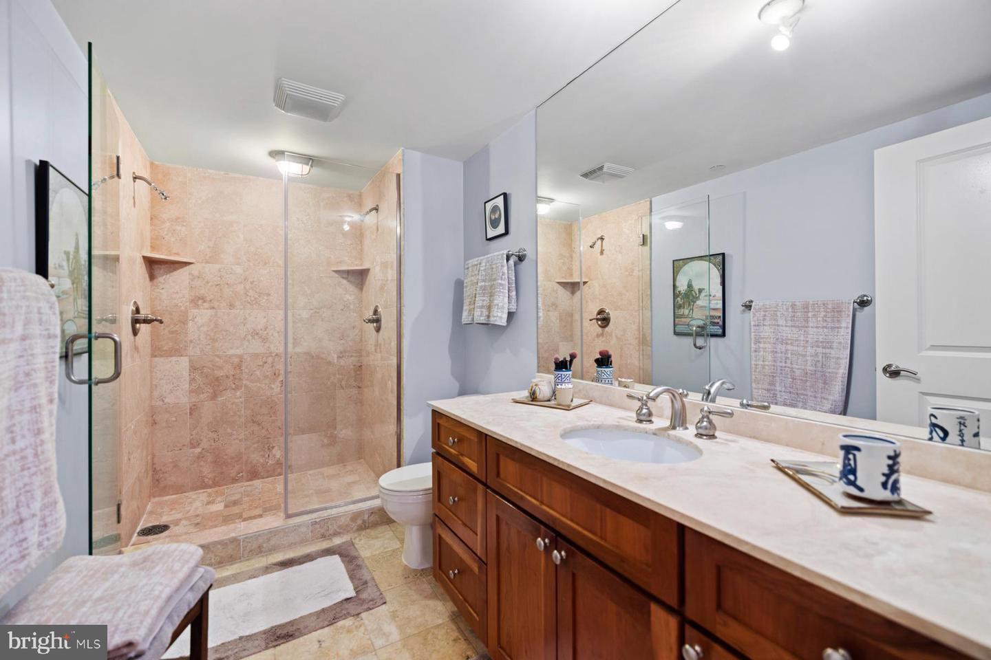 1425 Rhode Island Ave NW #22