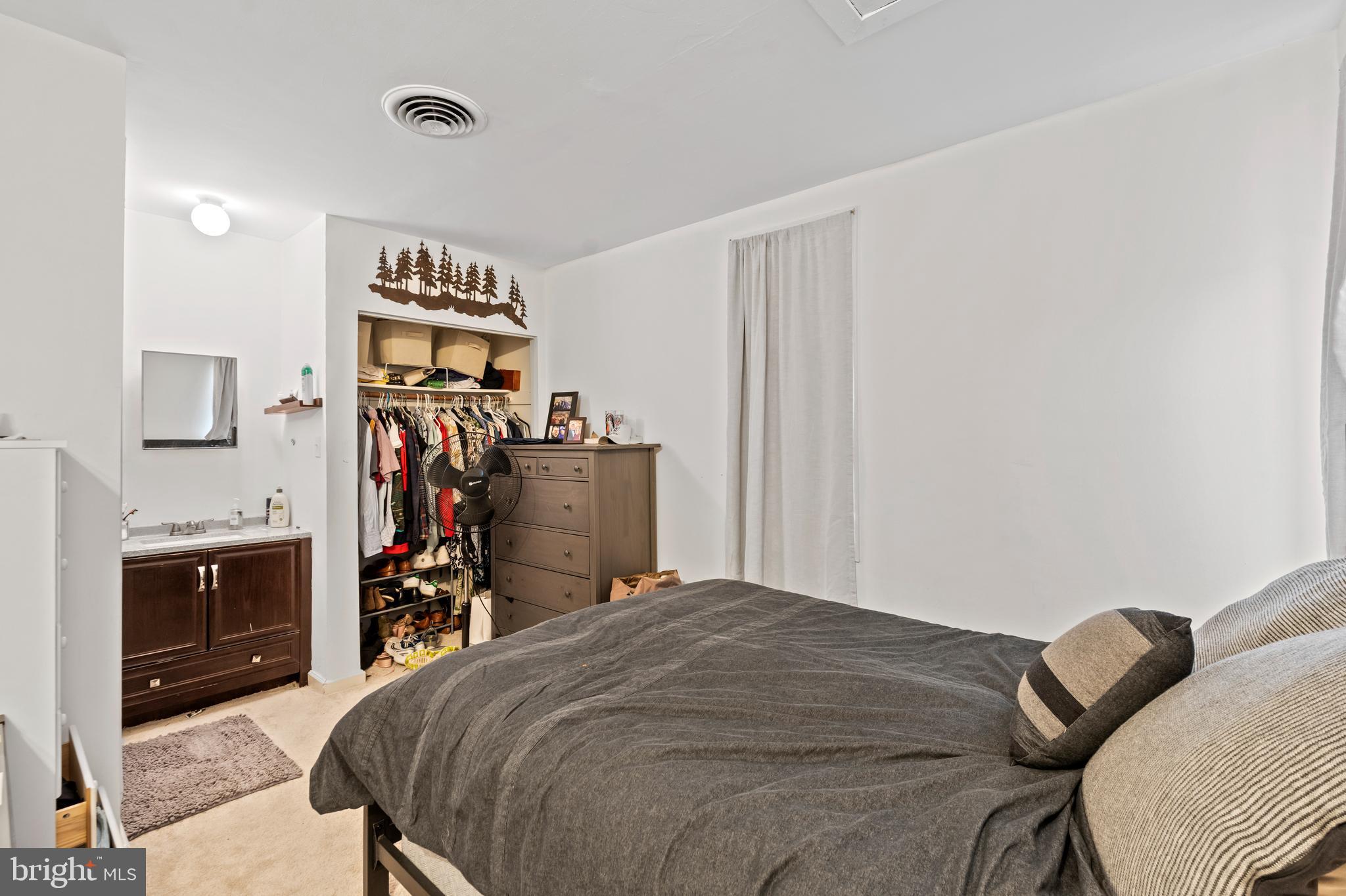 78 Q St NW