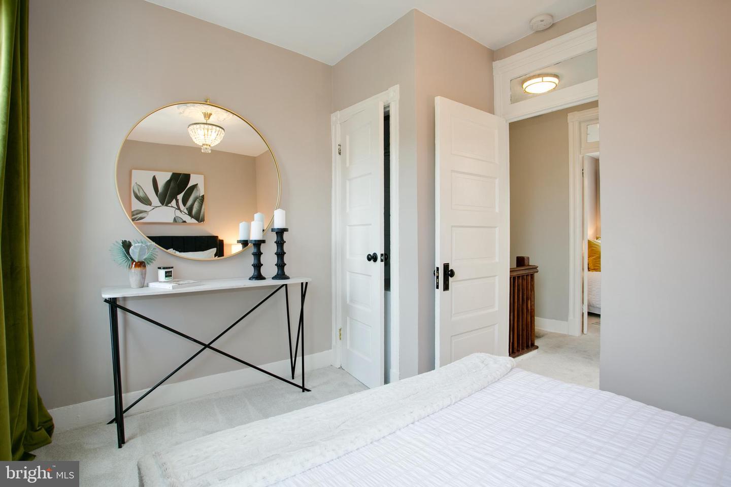 631 18th St NE