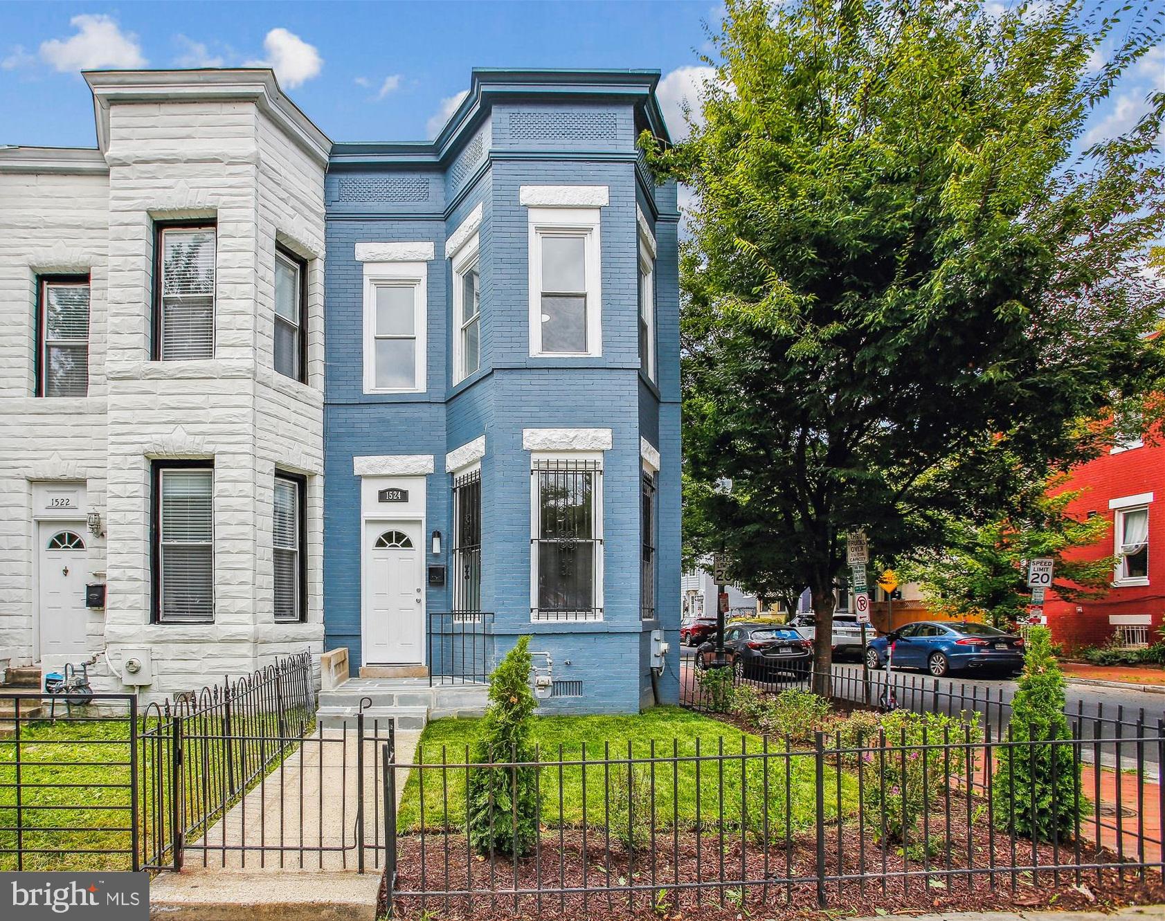 1524 1st St NW