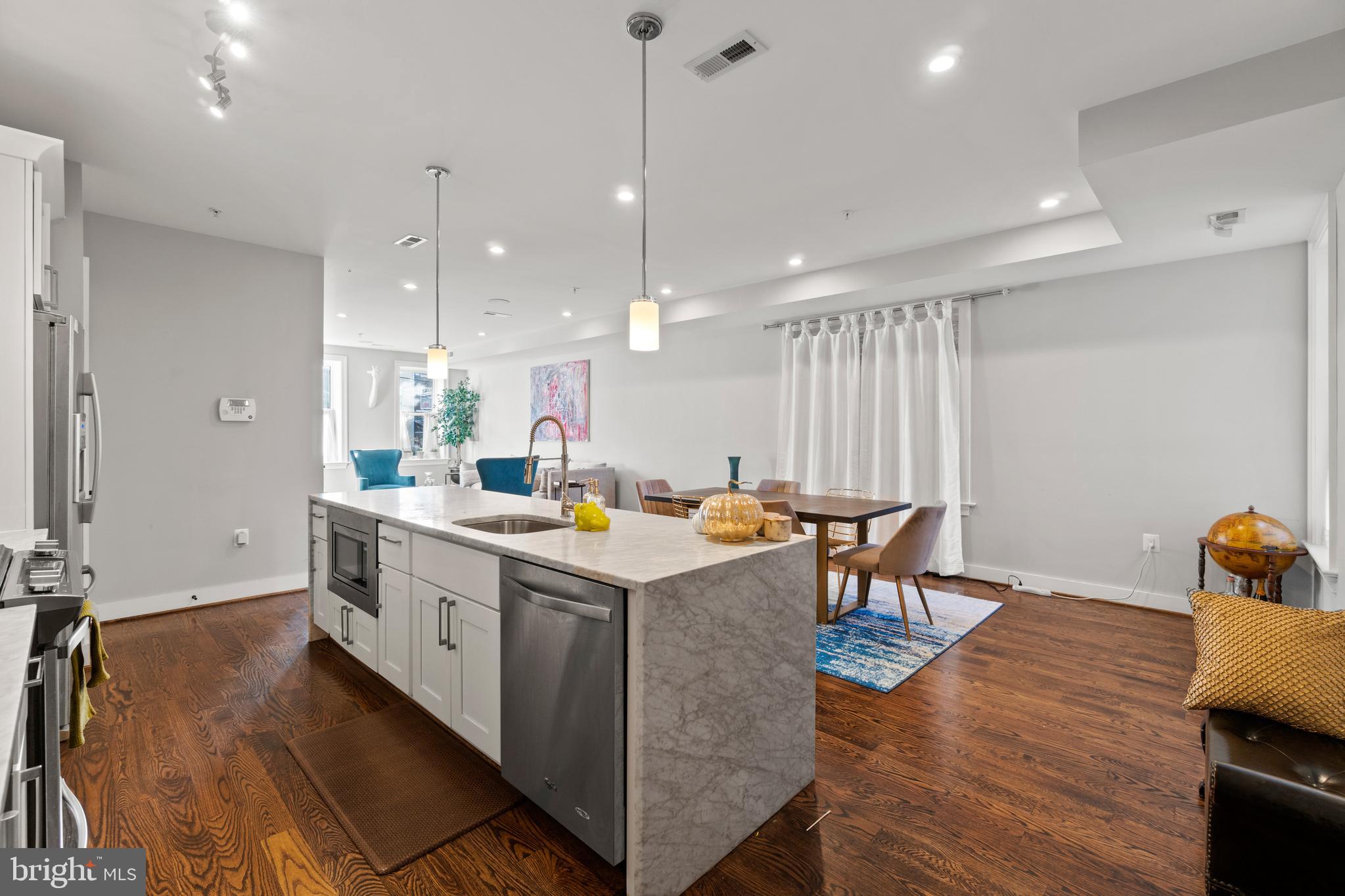 417 RANDOLPH ST NW #2