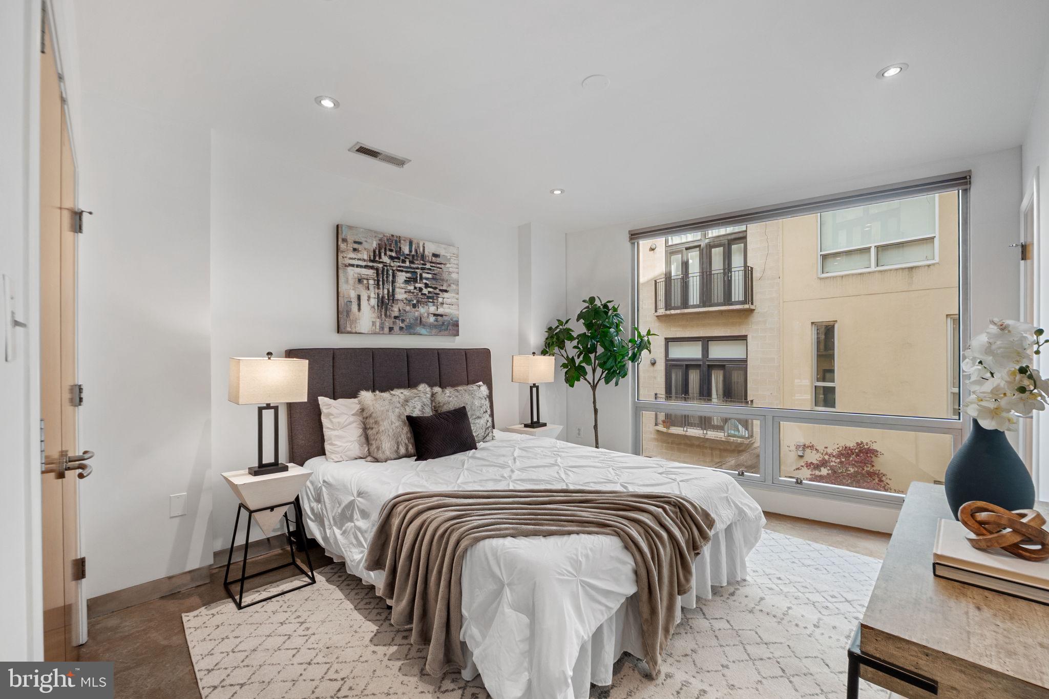 2351 CHAMPLAIN STREET NW C4