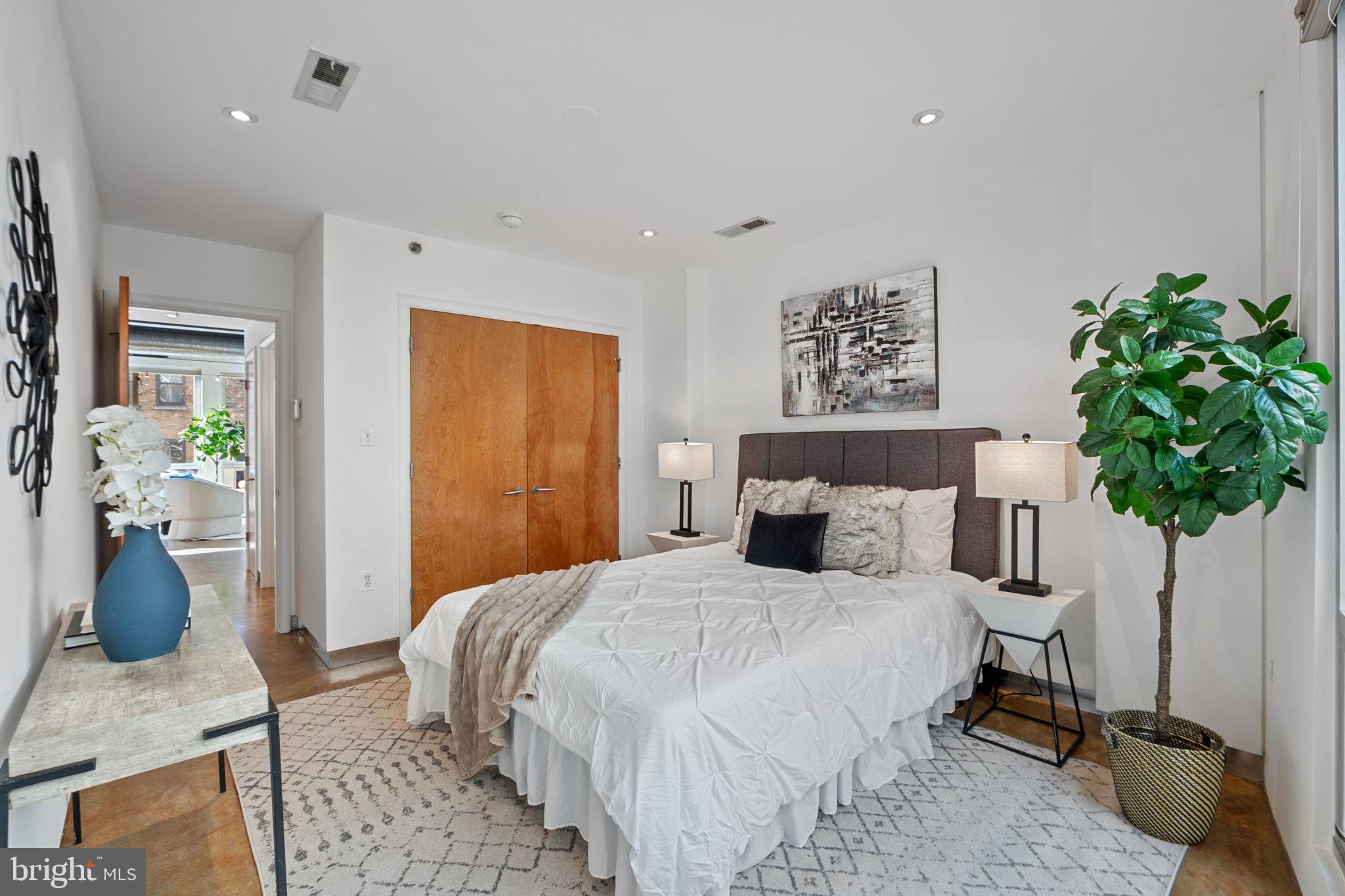 2351 CHAMPLAIN STREET NW C4