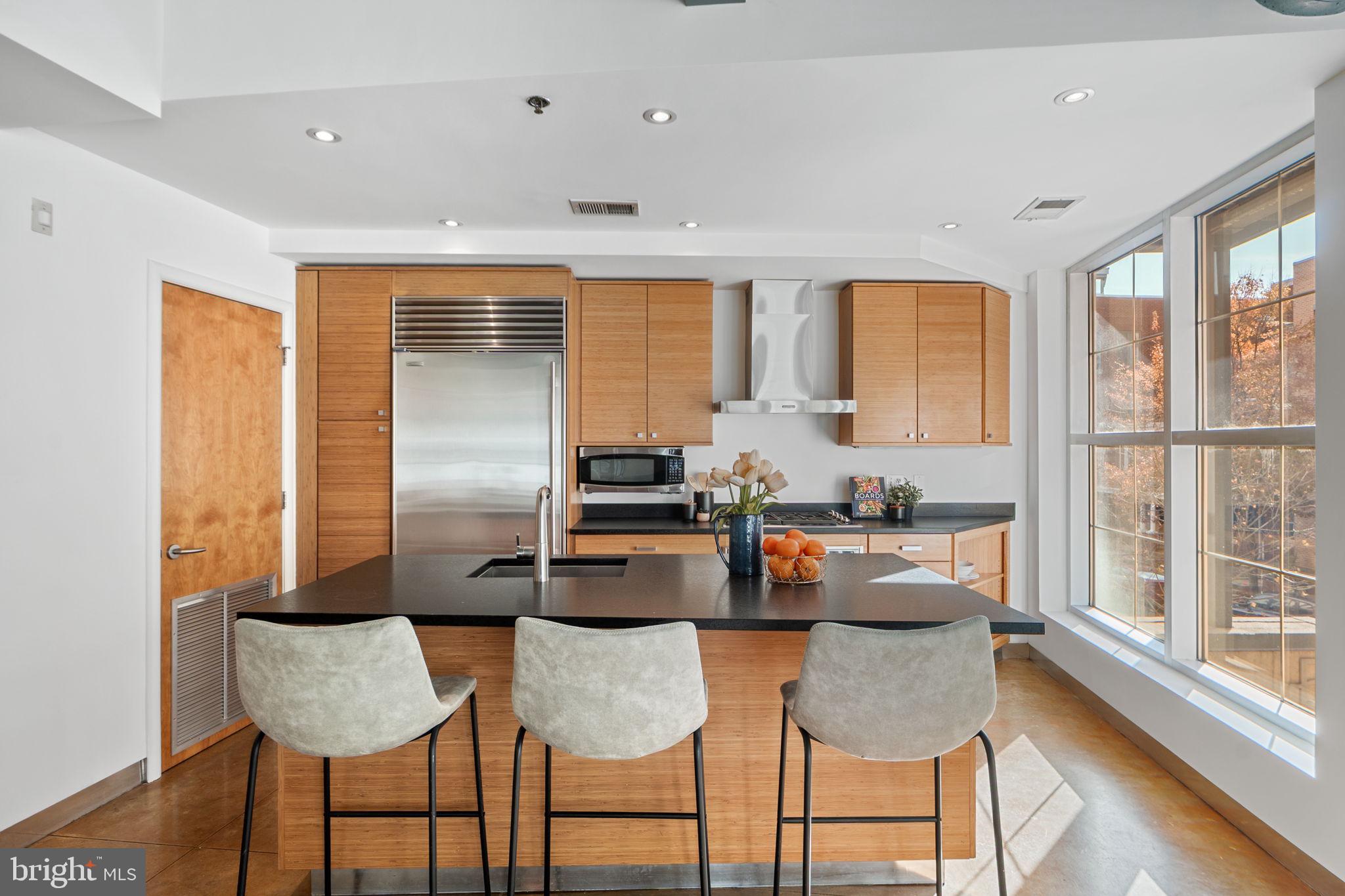 2351 CHAMPLAIN STREET NW C4