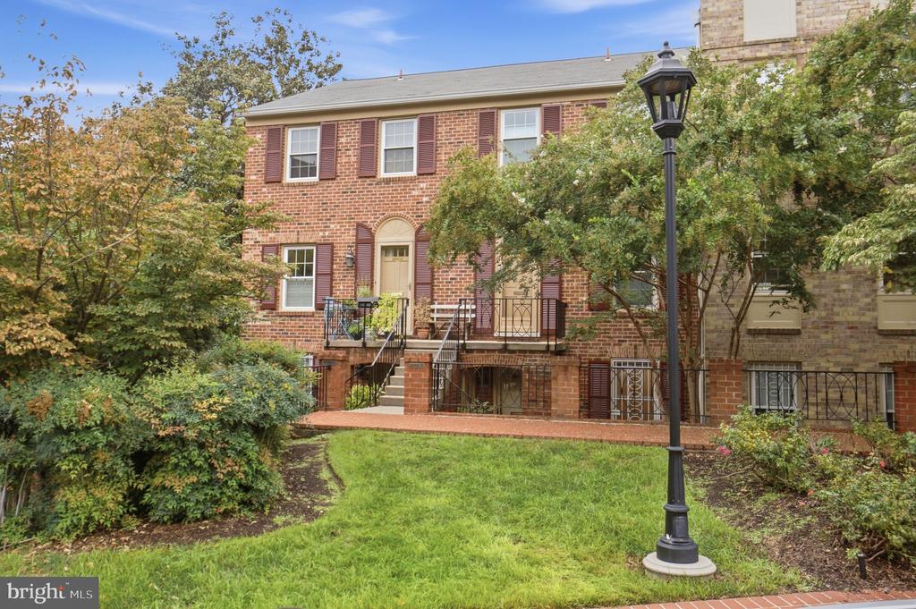 1600 BELMONT STREET NW Unit: D