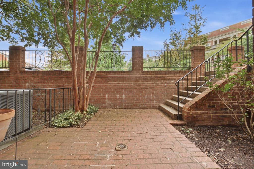 1600 BELMONT STREET NW Unit: D