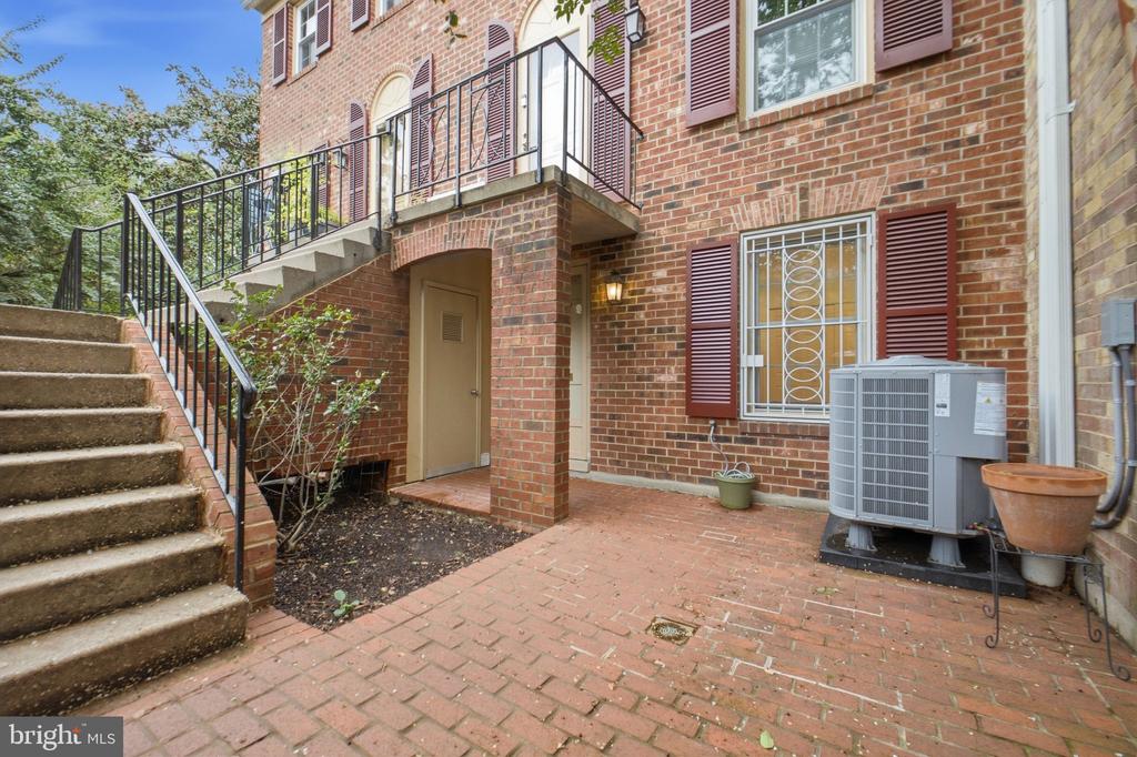 1600 BELMONT STREET NW Unit: D