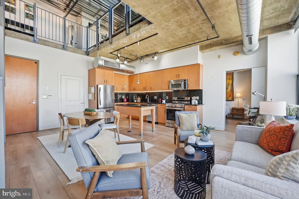 2301 CHAMPLAIN STREET NW Unit: 414