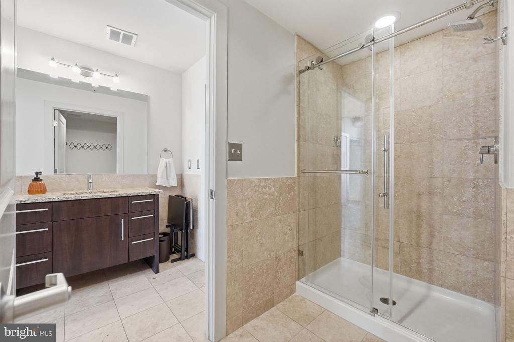 2301 CHAMPLAIN STREET NW Unit: 414
