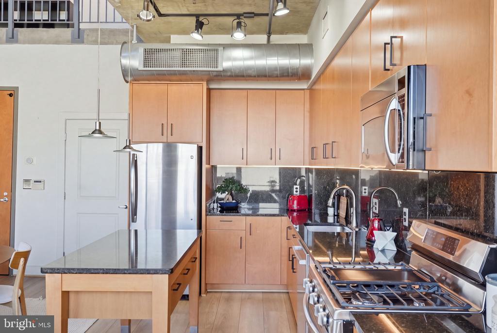 2301 CHAMPLAIN STREET NW Unit: 414