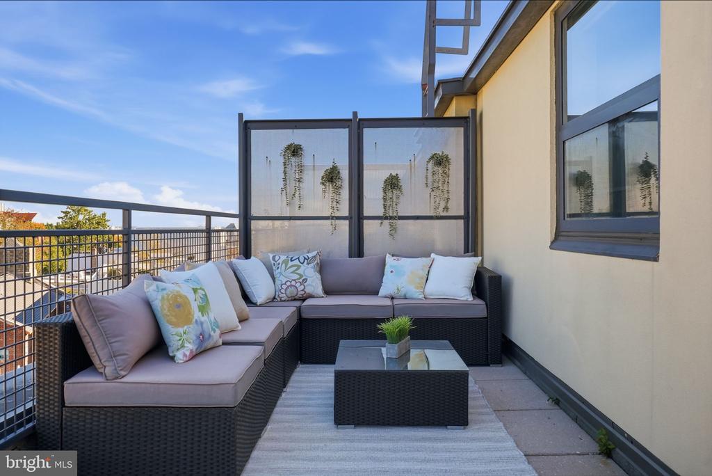 2301 CHAMPLAIN STREET NW Unit: 414