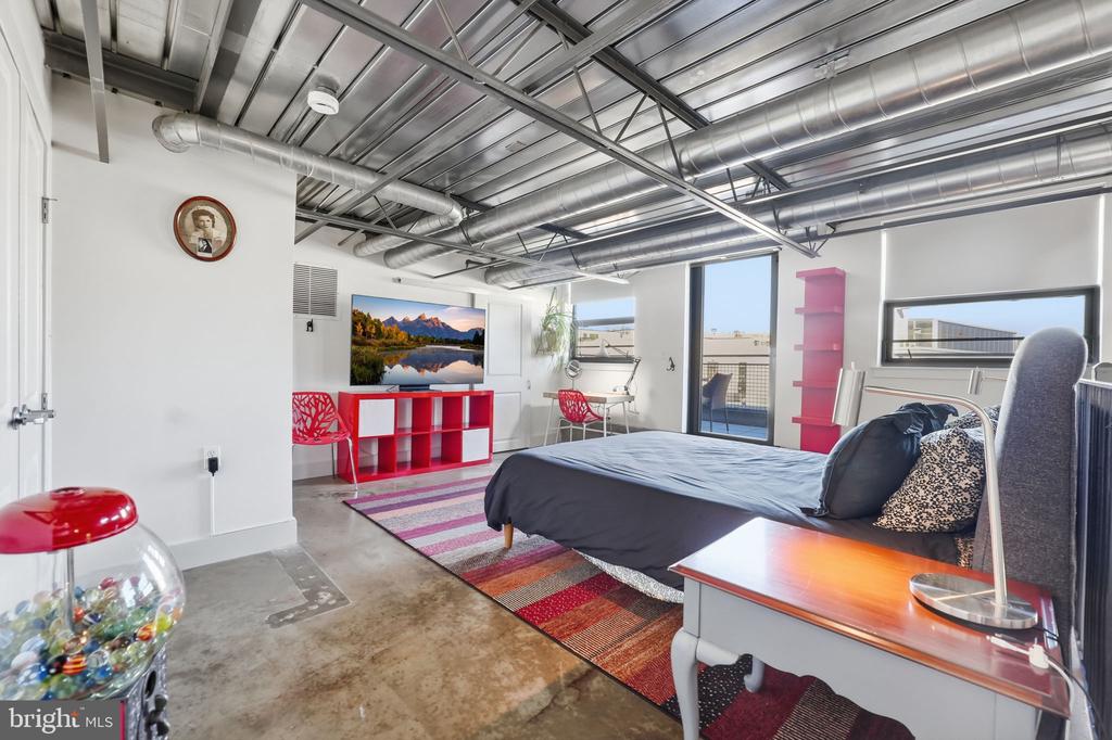 2301 CHAMPLAIN STREET NW Unit: 414