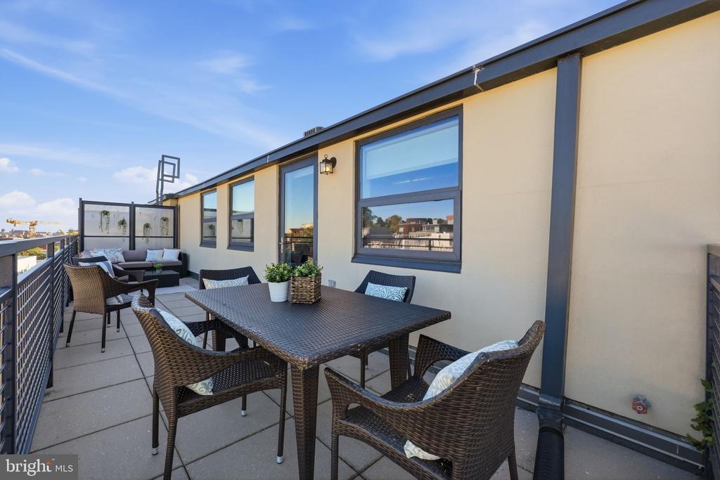 2301 CHAMPLAIN STREET NW Unit: 414