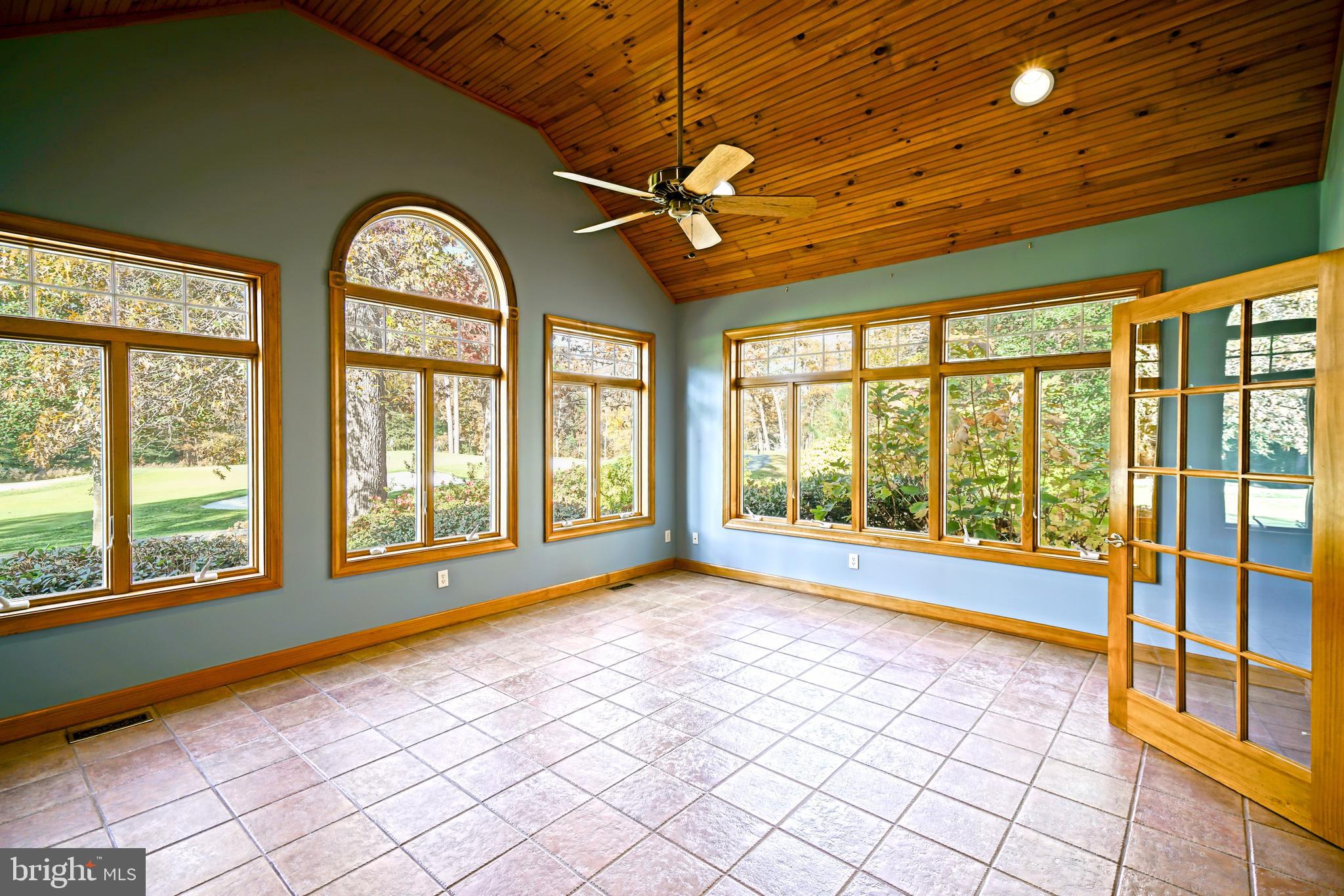 12 BLACK WALNUT COURT