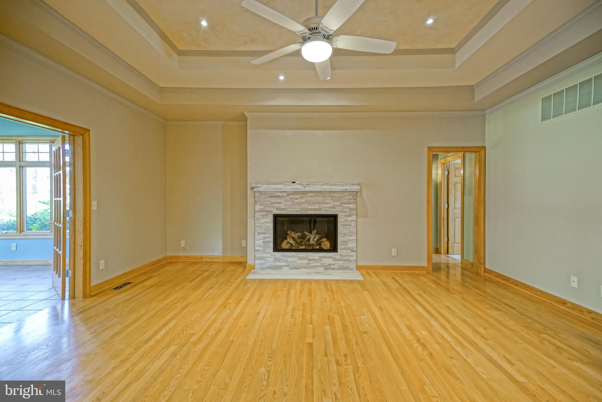 12 BLACK WALNUT COURT