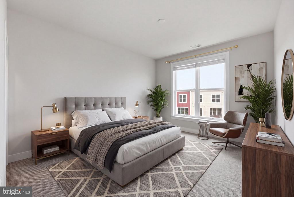 1908 POTOMAC AVENUE Unit: 102
