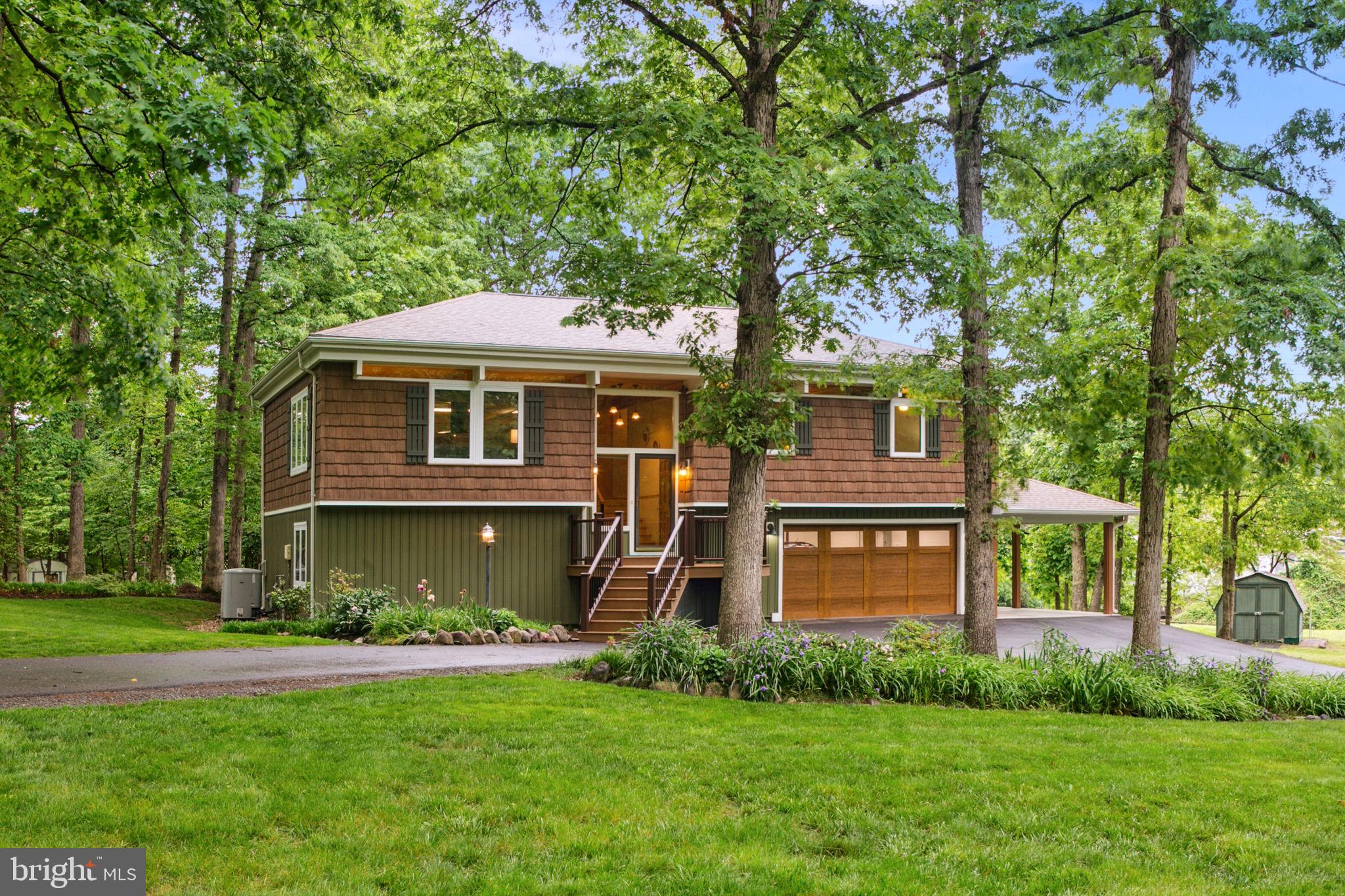 5837 Boothe Dr