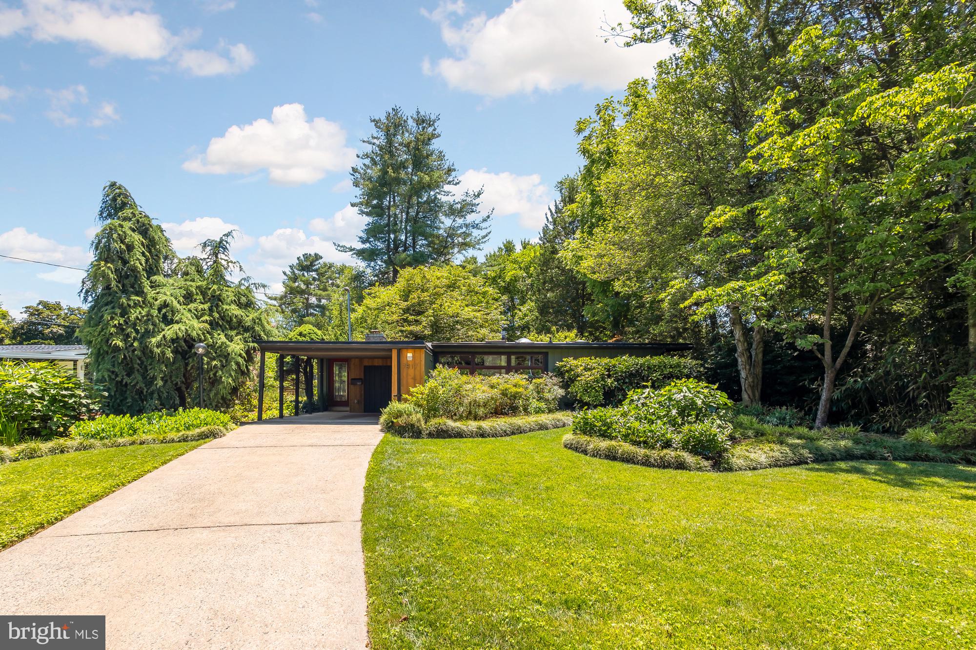 7817 Holmes Run Dr