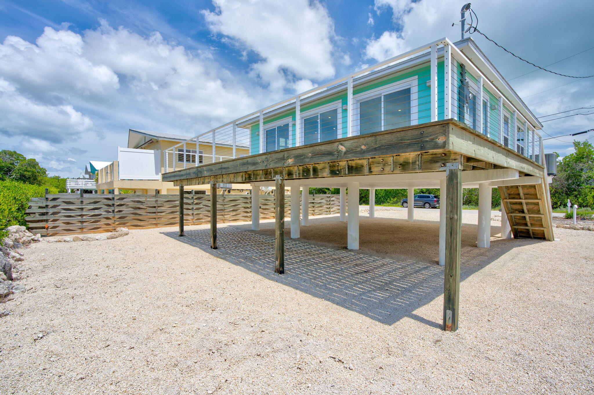 6575 Oceanview Avenue