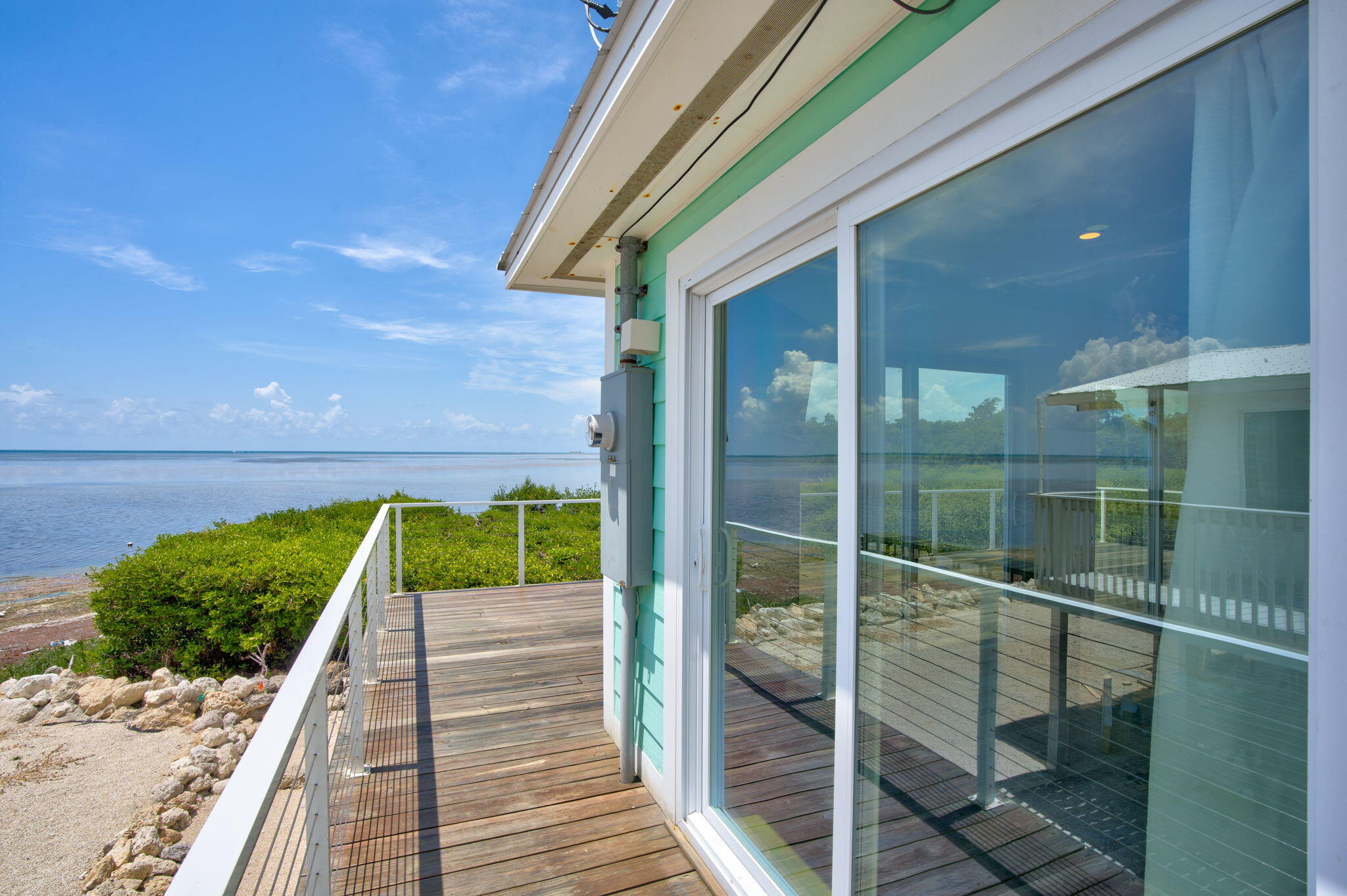 6575 Oceanview Avenue