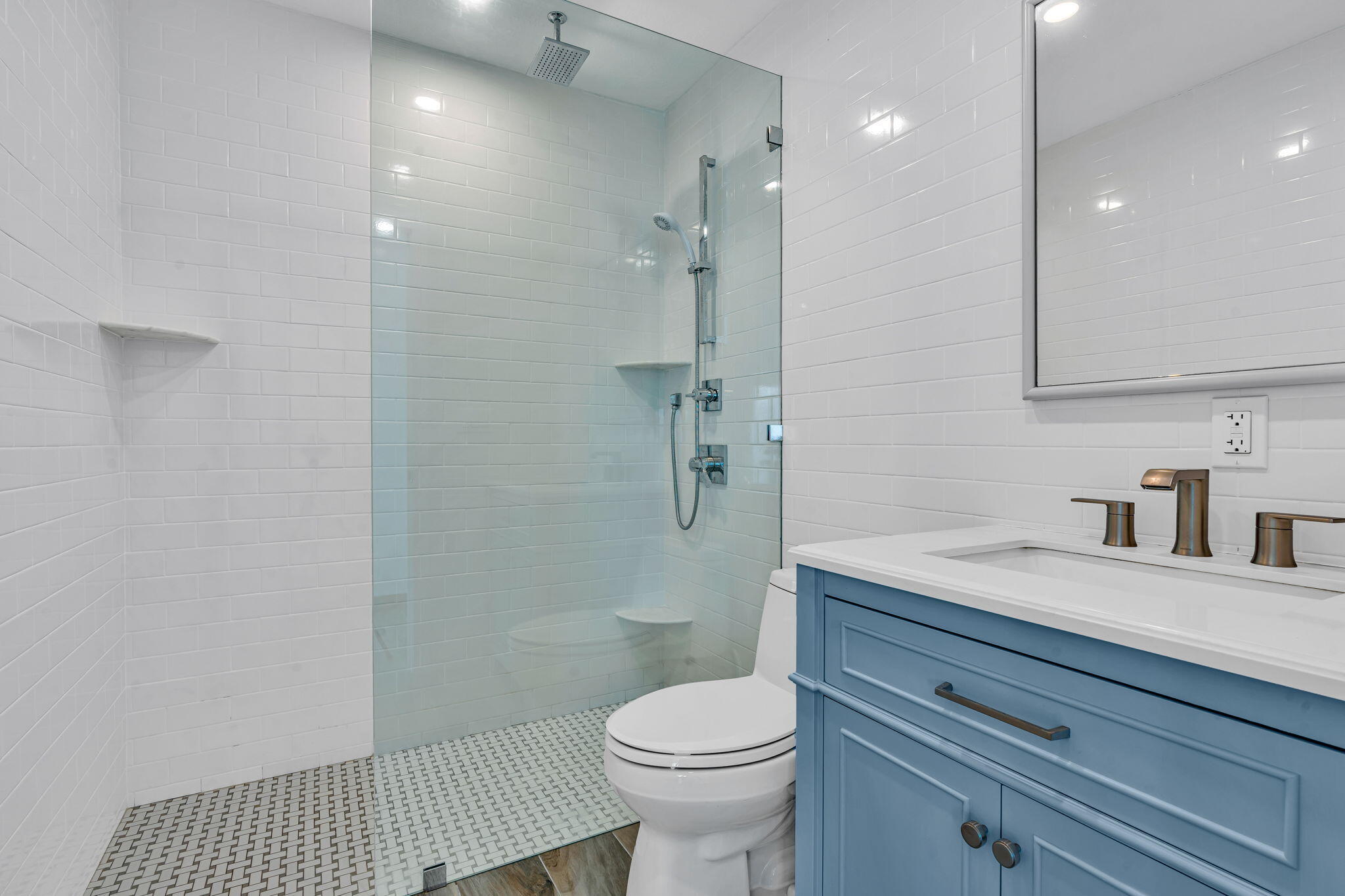 6575 Oceanview Avenue