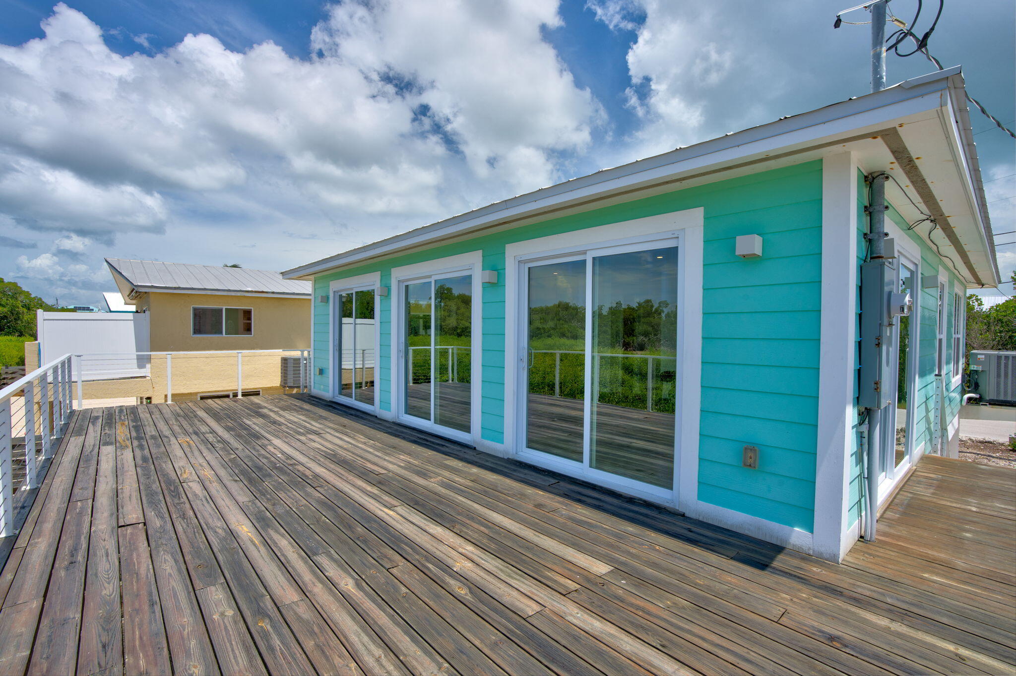 6575 Oceanview Avenue