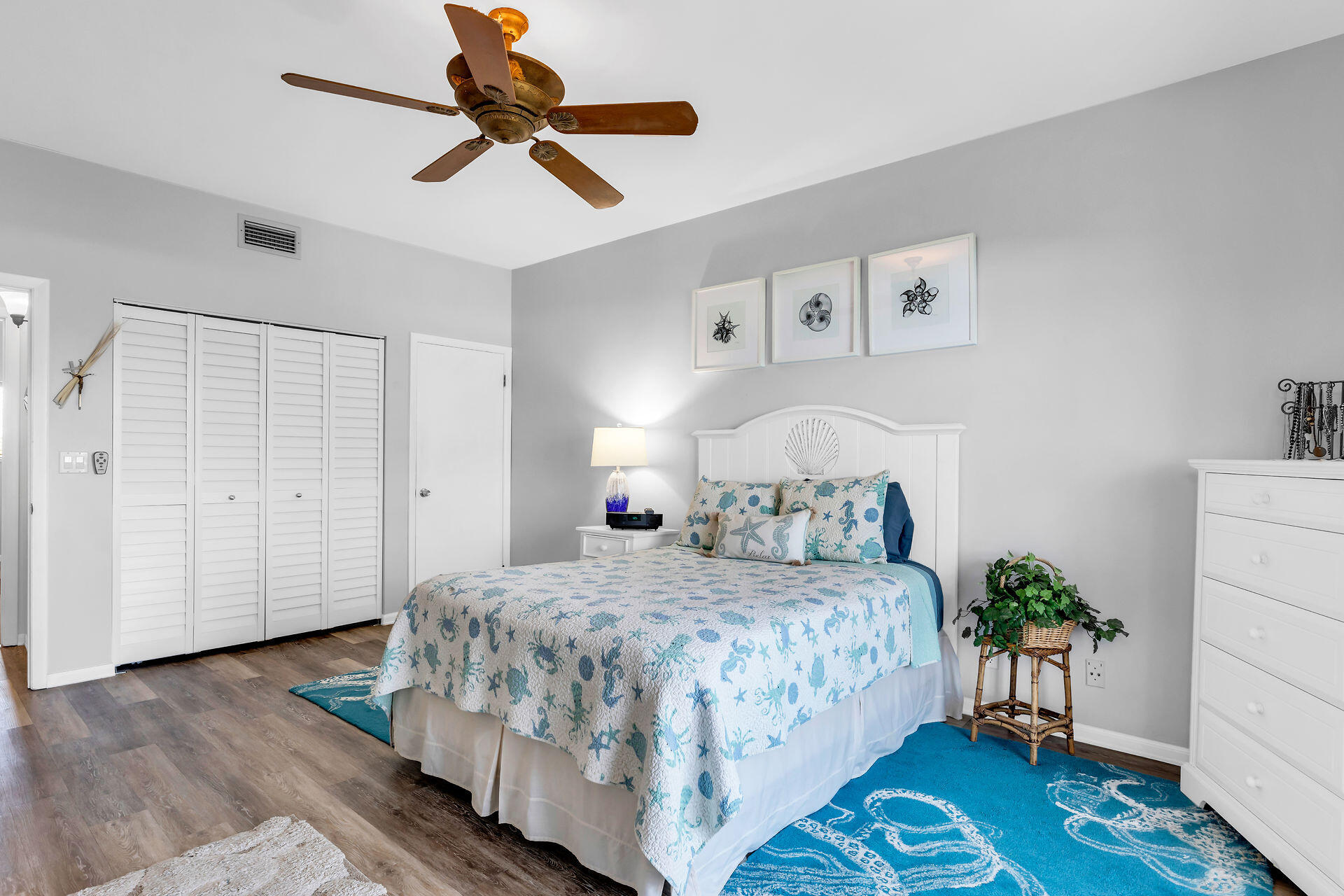 720 W Ocean Drive Unit: 302