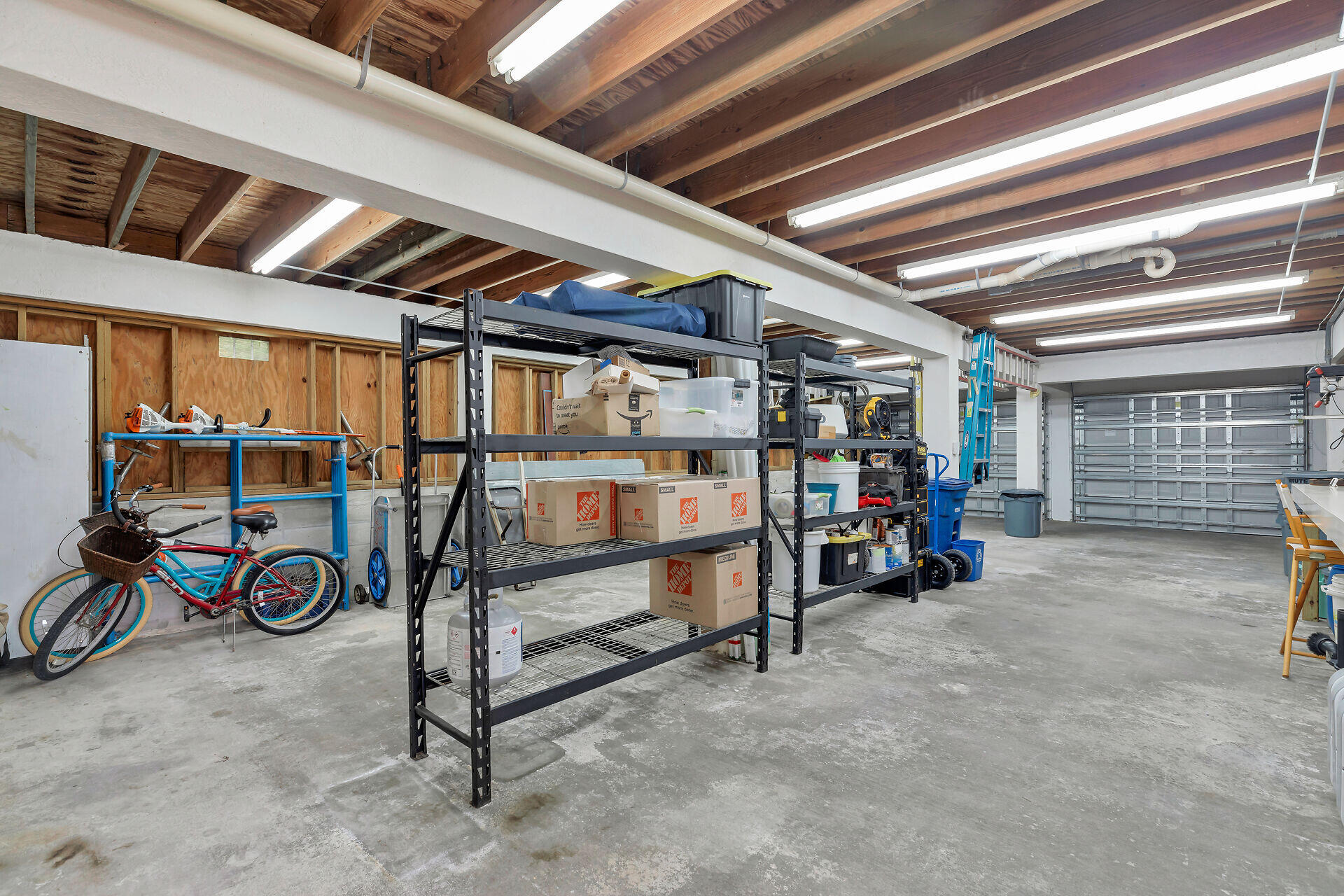 947 E 75Th Street