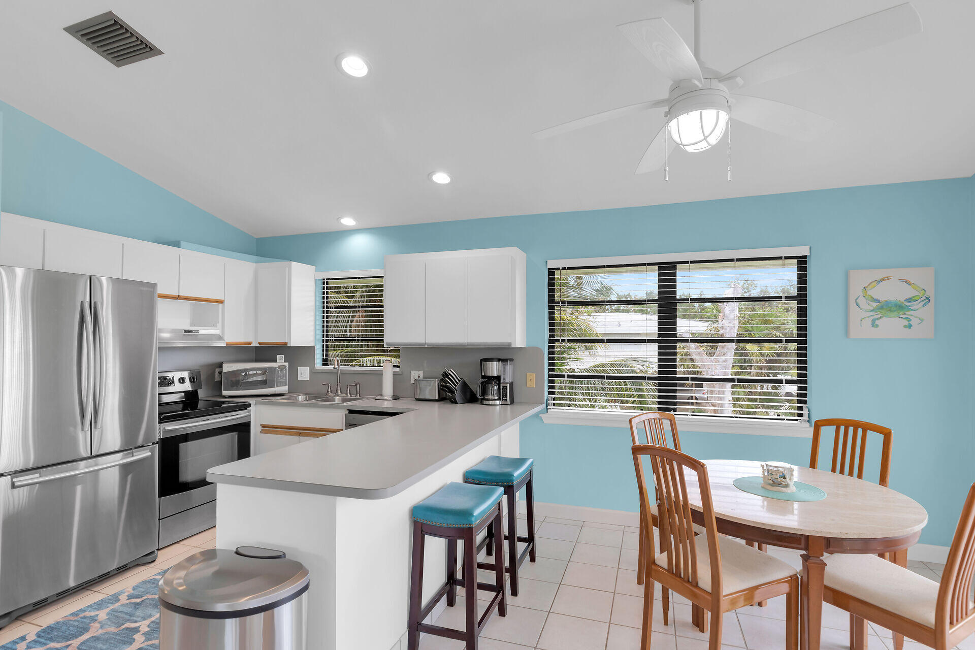 947 E 75Th Street