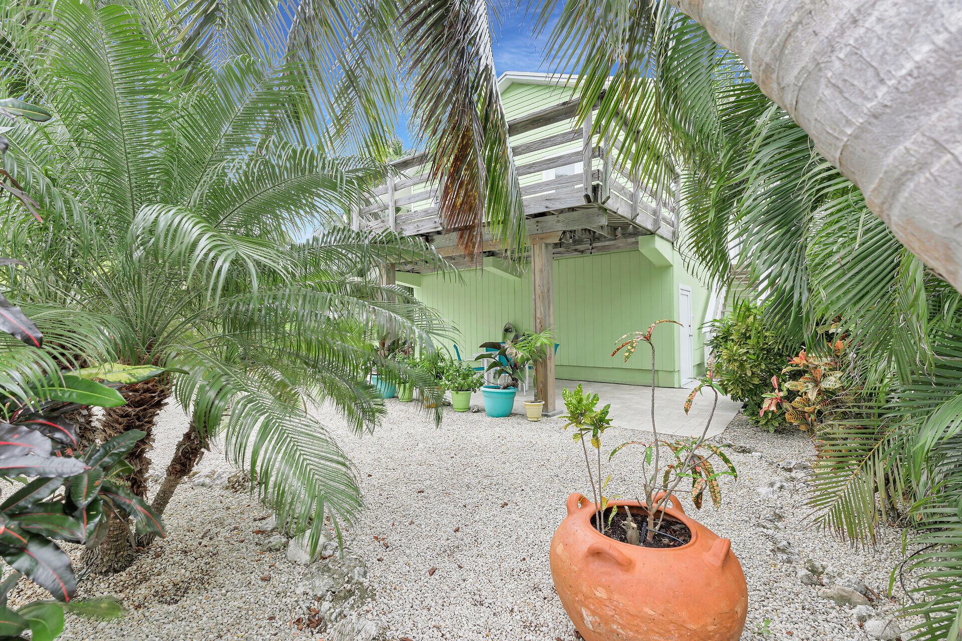 947 E 75Th Street