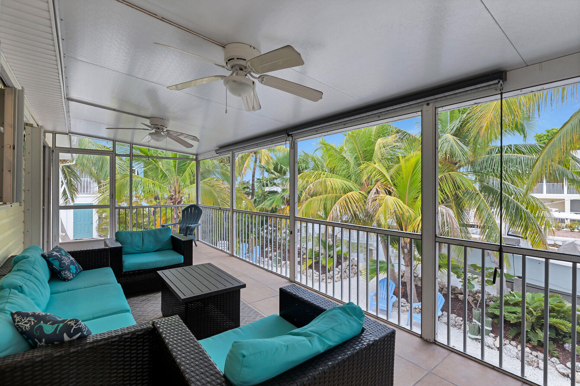 944 E 75Th Street