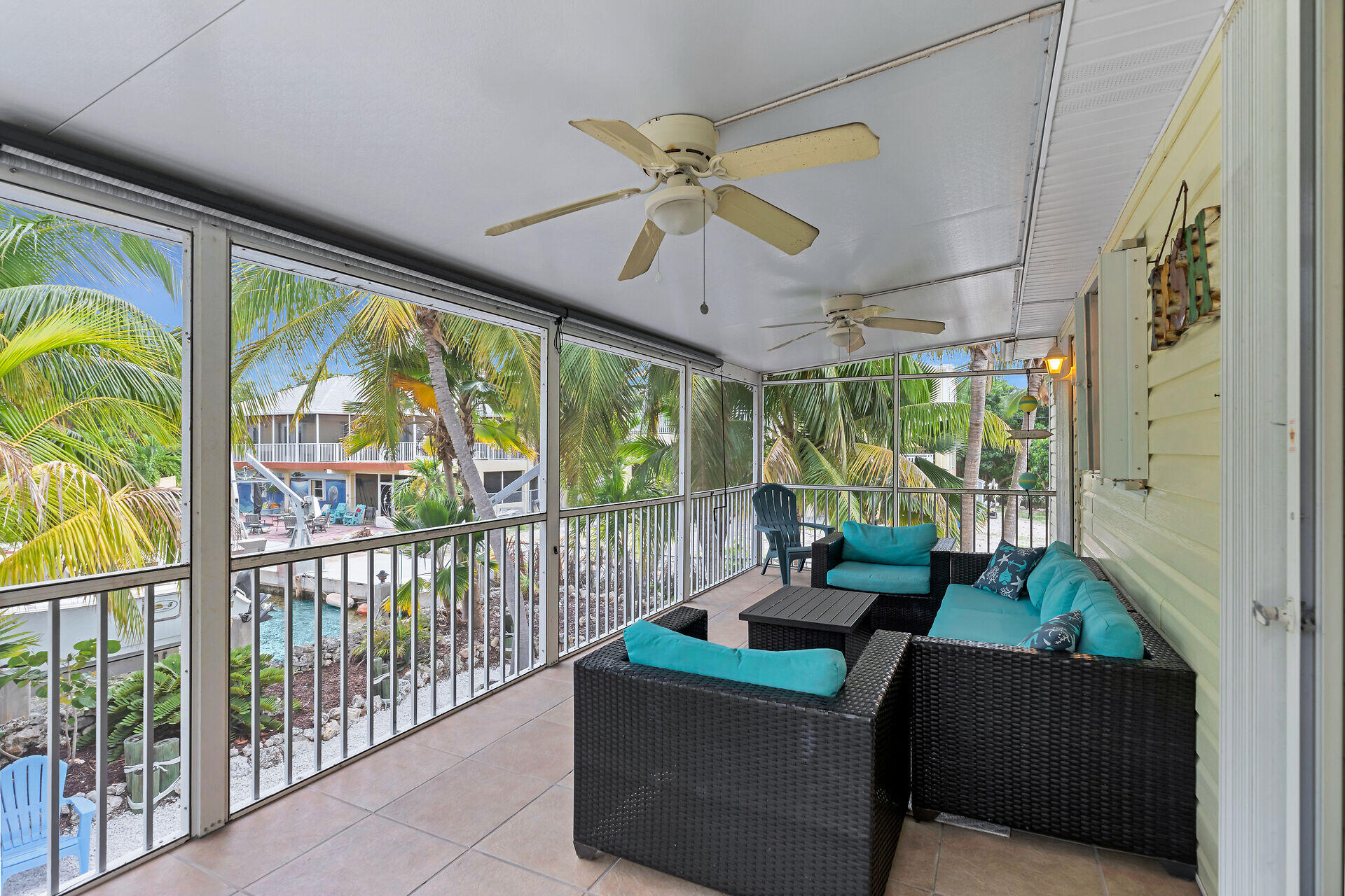 944 E 75Th Street