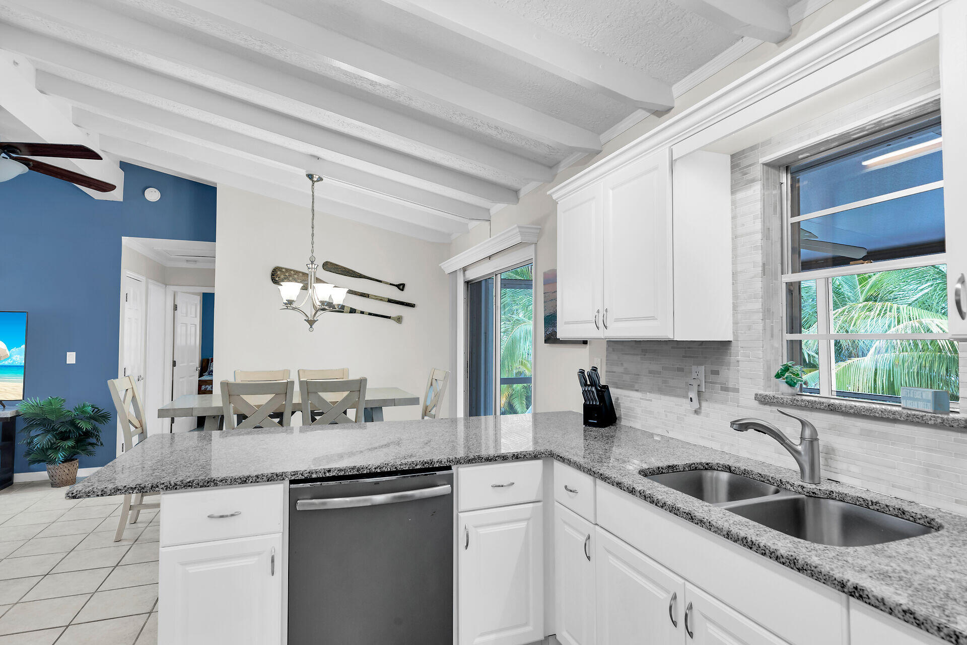 944 E 75Th Street