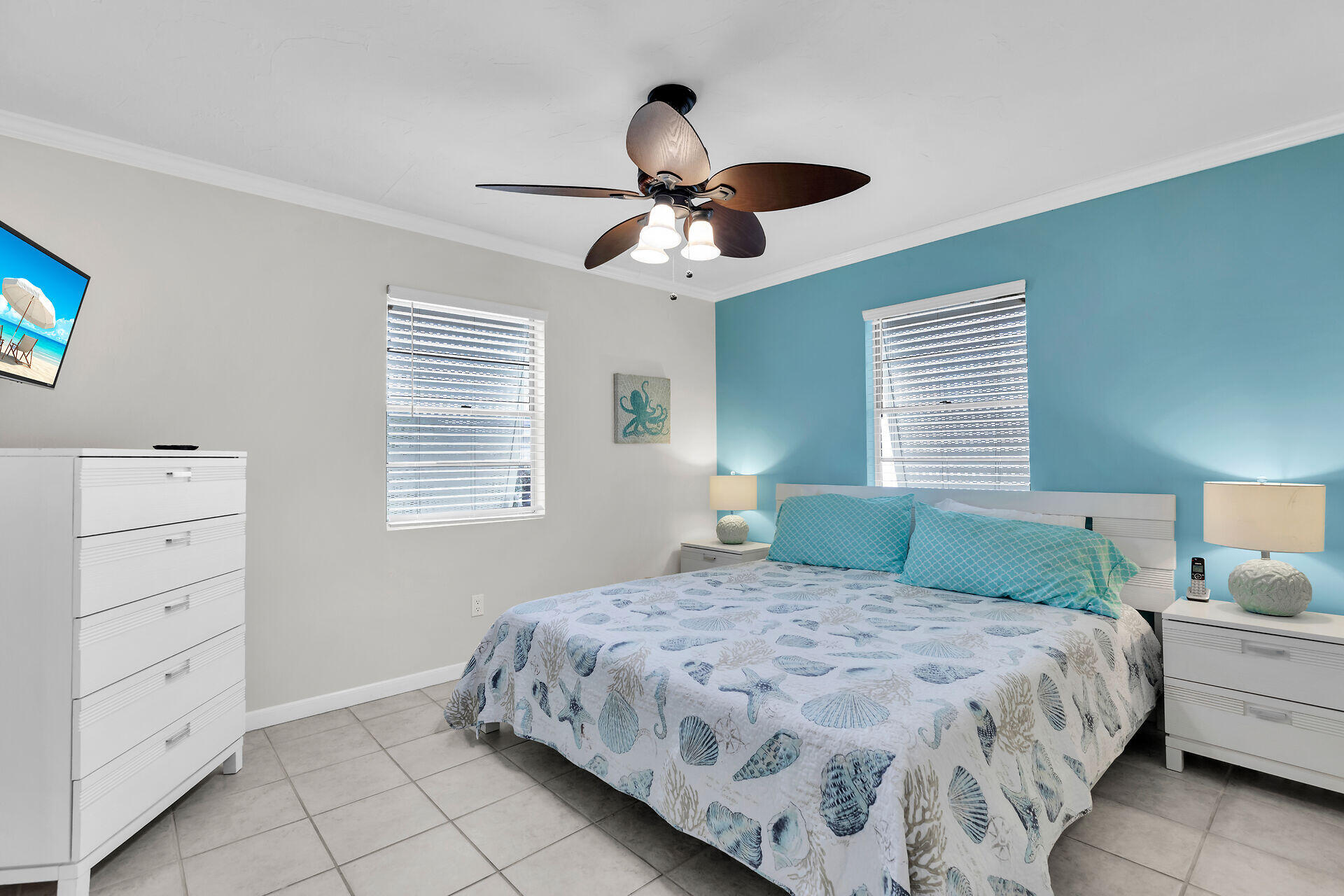 944 E 75Th Street