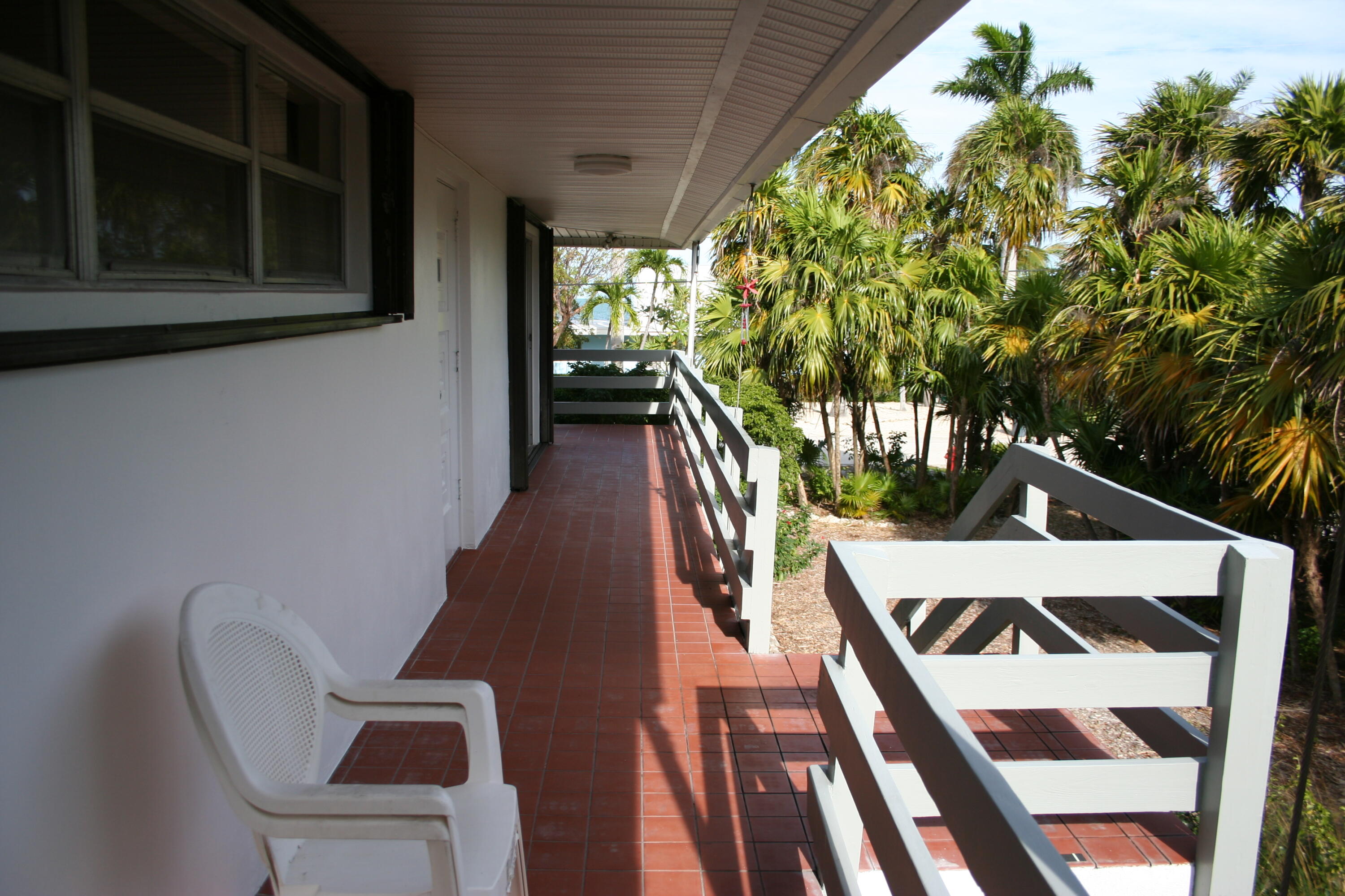 7575 Gulfstream Boulevard
