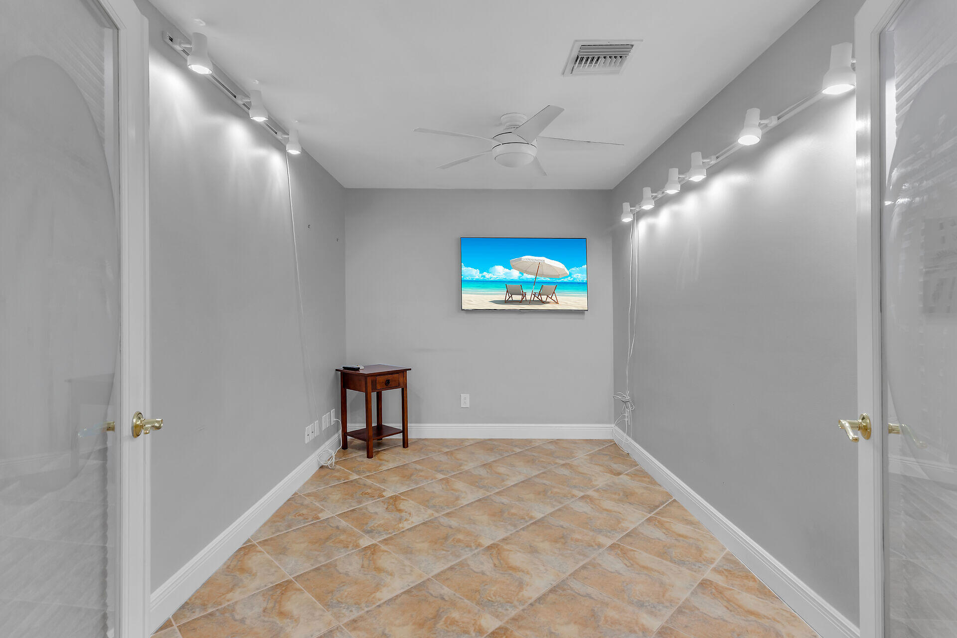 271 4th Street