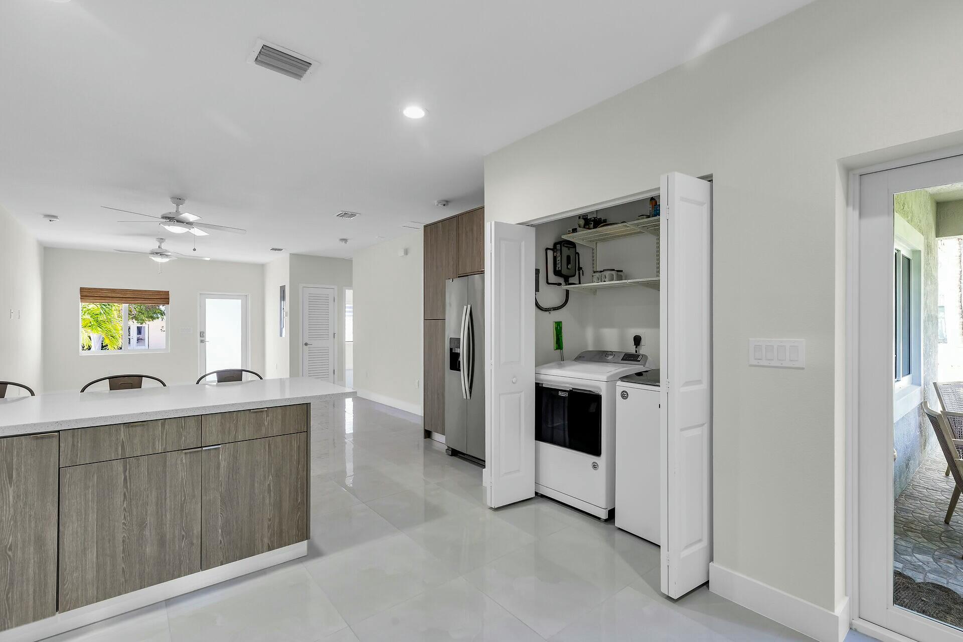 230 8Th Street