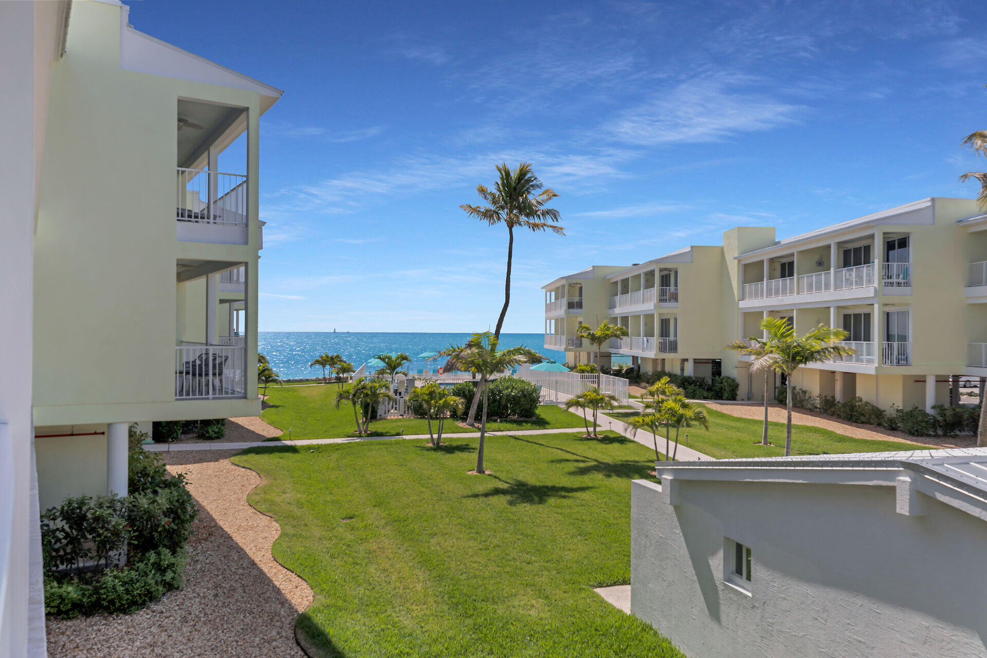 501 E Ocean Drive Unit: 17