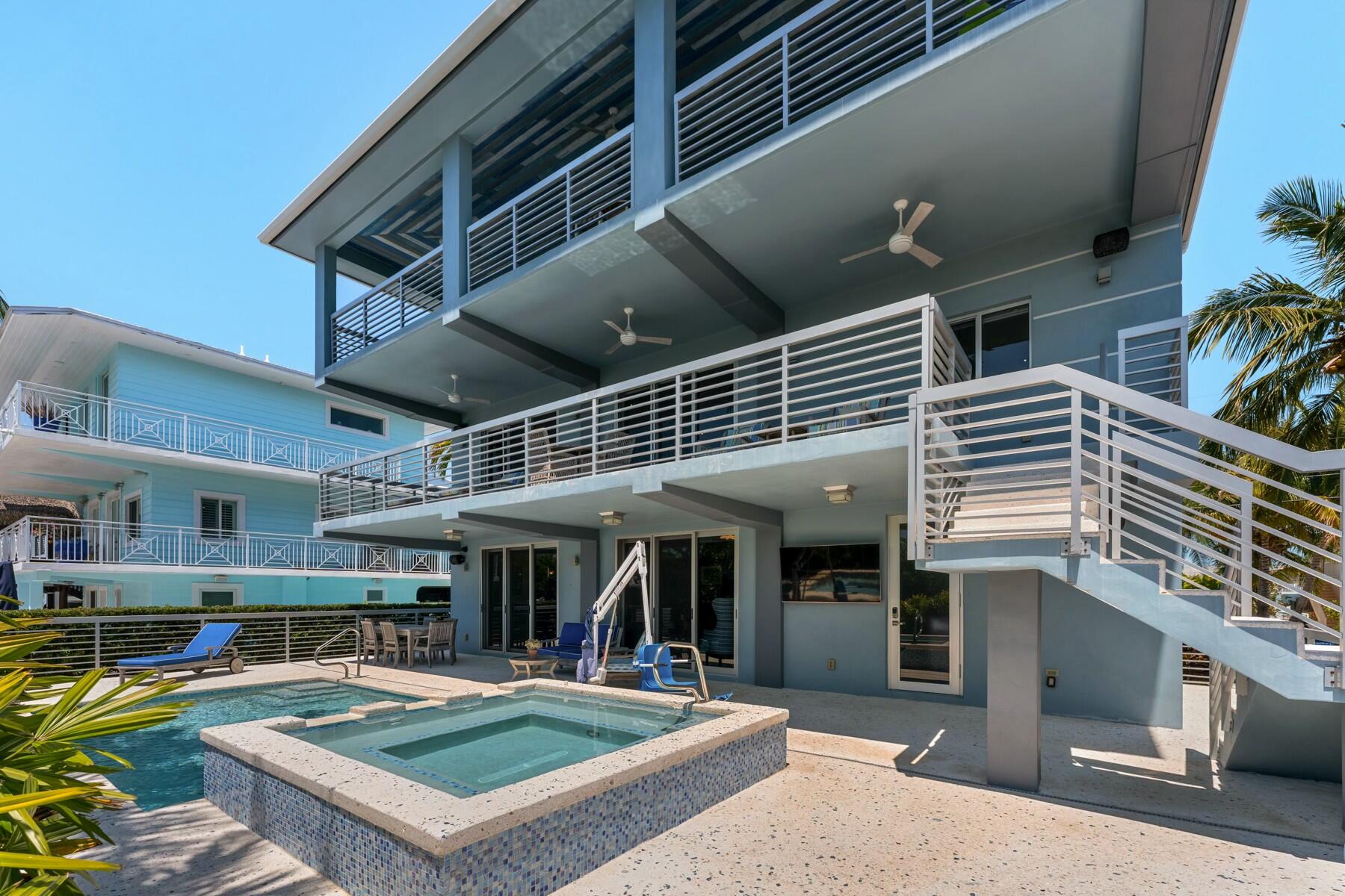 172 Venetian Drive
