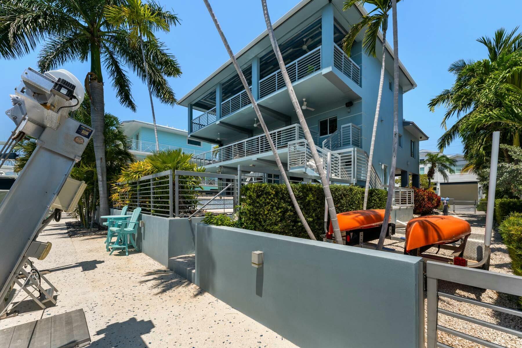 172 Venetian Drive