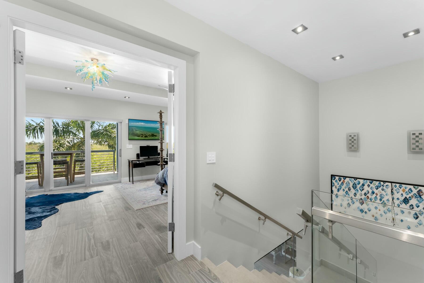 172 Venetian Drive