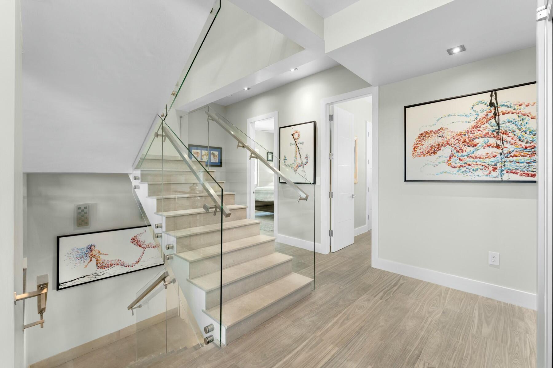 172 Venetian Drive