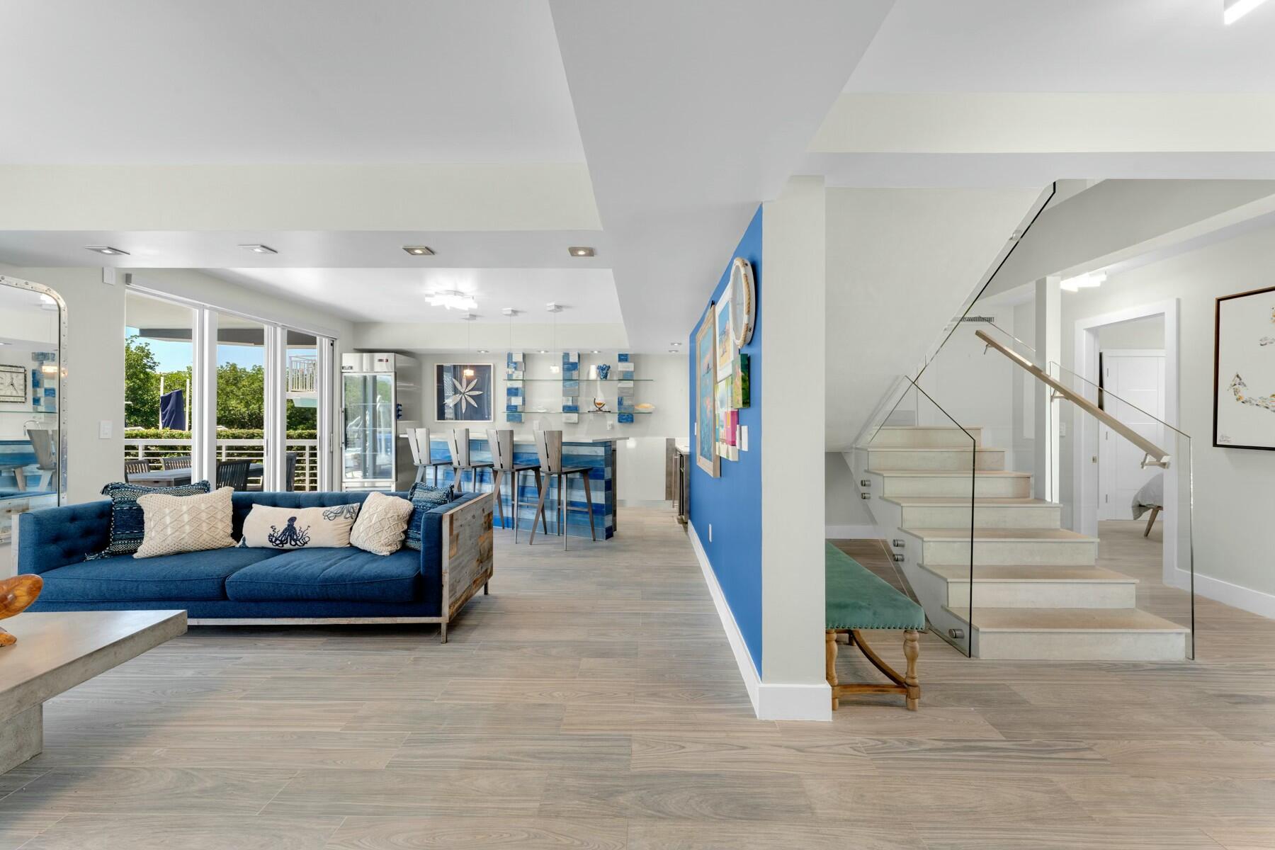 172 Venetian Drive