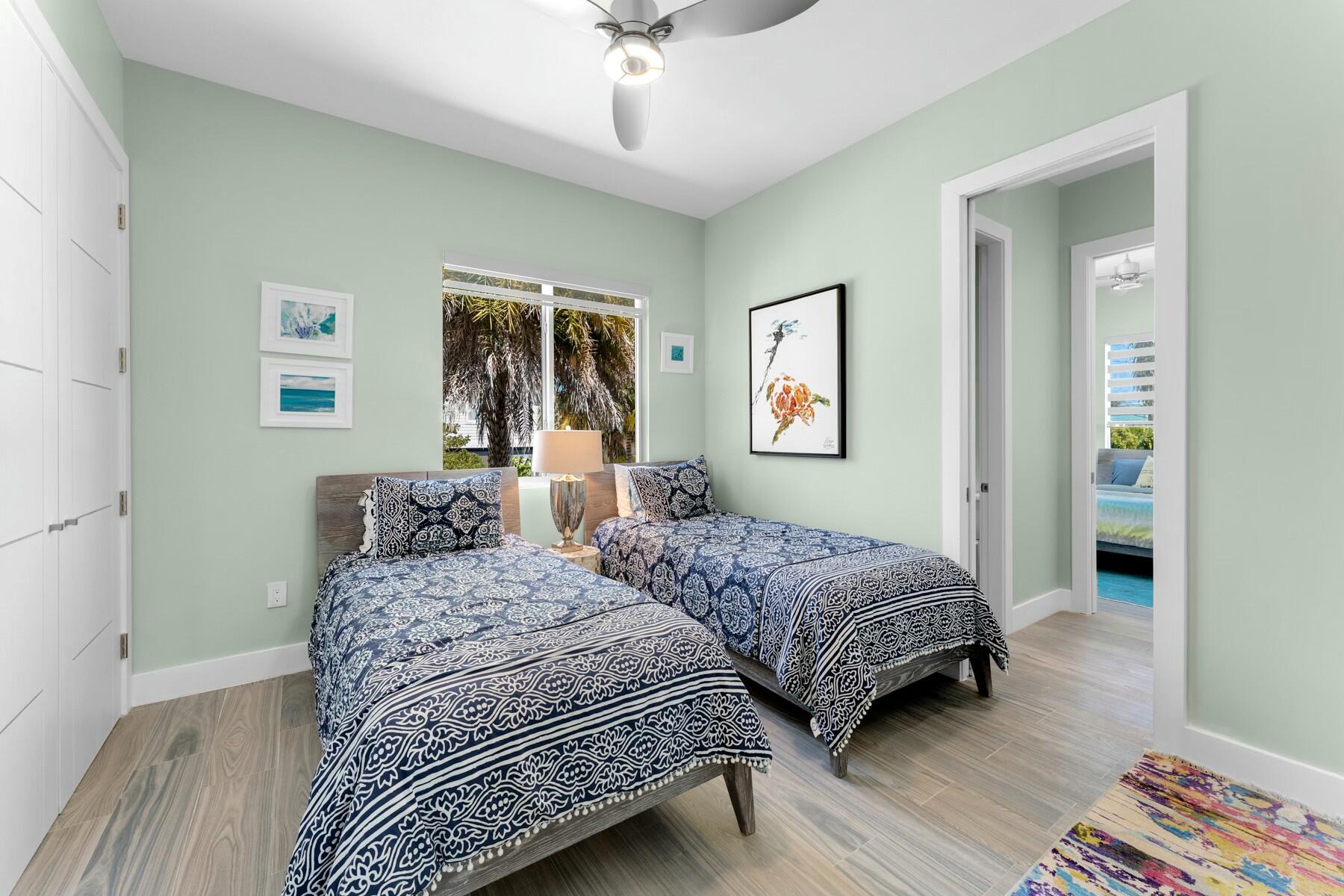 172 Venetian Drive