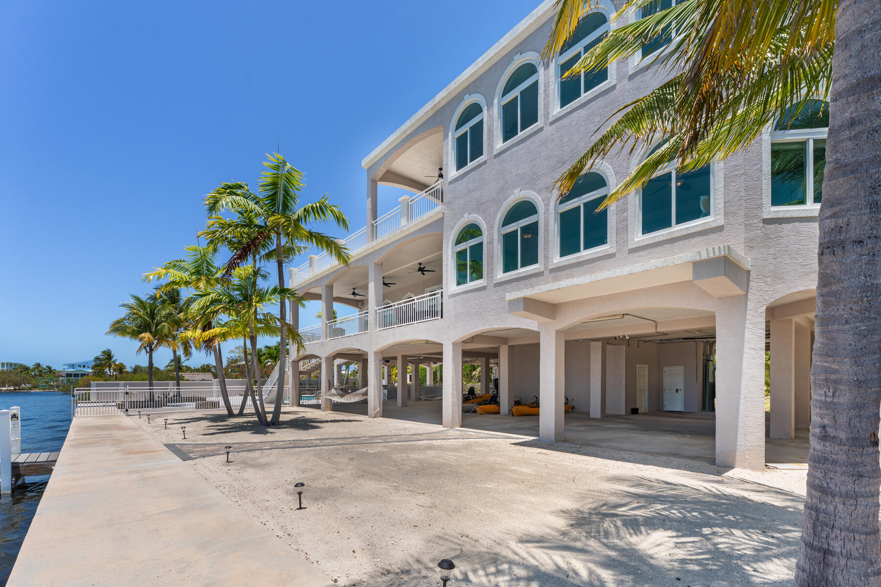 3742 Seagrape Street